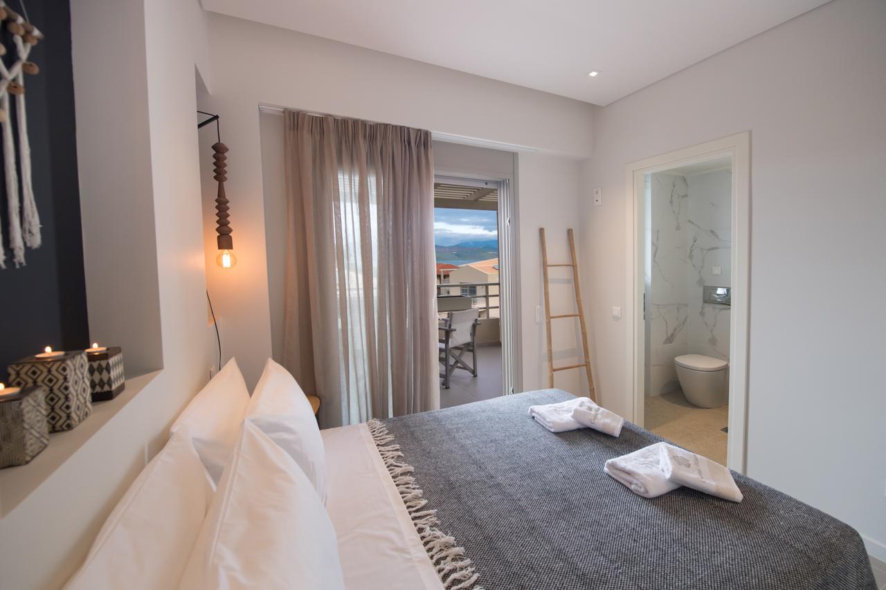 Crystal Waters Hotel Nikiana Eksteriør billede