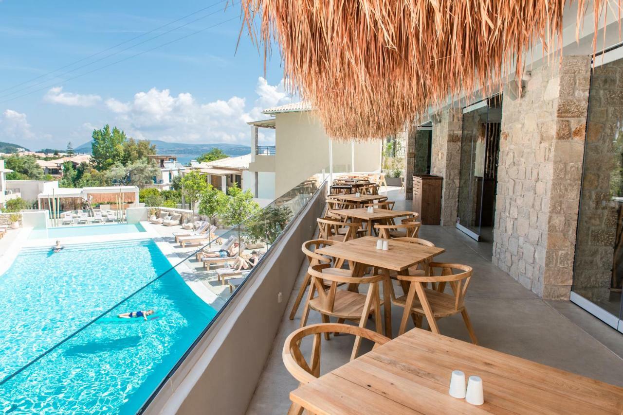 Crystal Waters Hotel Nikiana Eksteriør billede